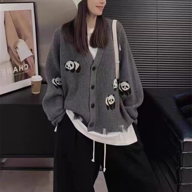 Style lâche et paresseux de pull de cardigan brodé par panda d'industrie lourde