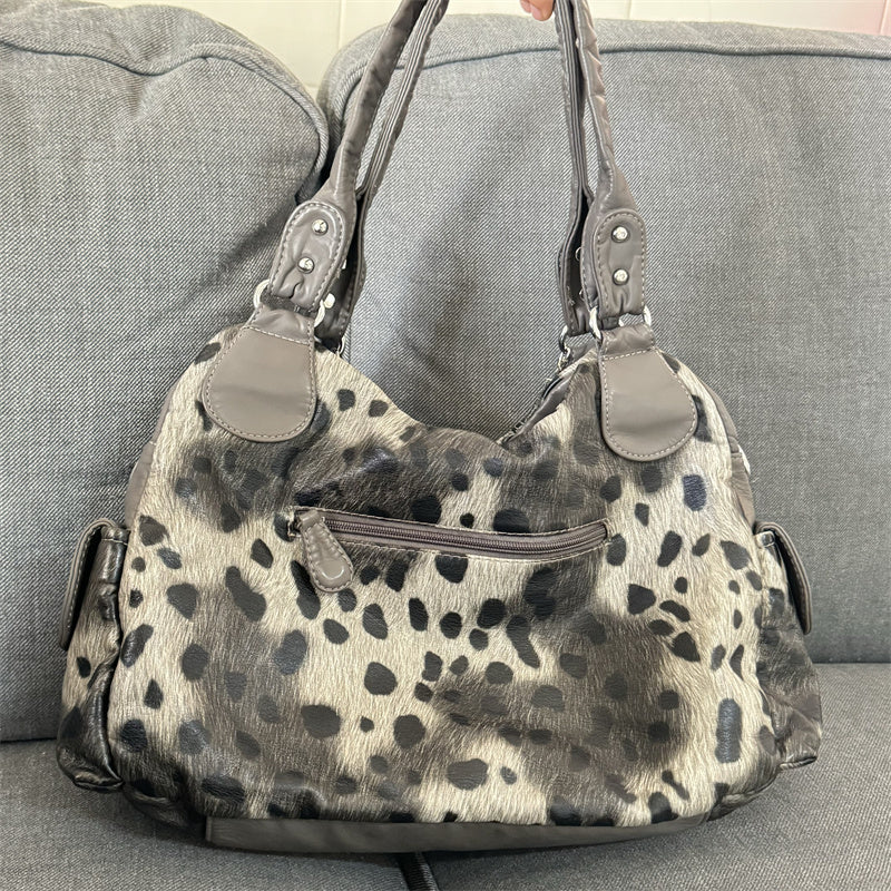 Bolso bandolera retro con estampado de leopardo y subcultura