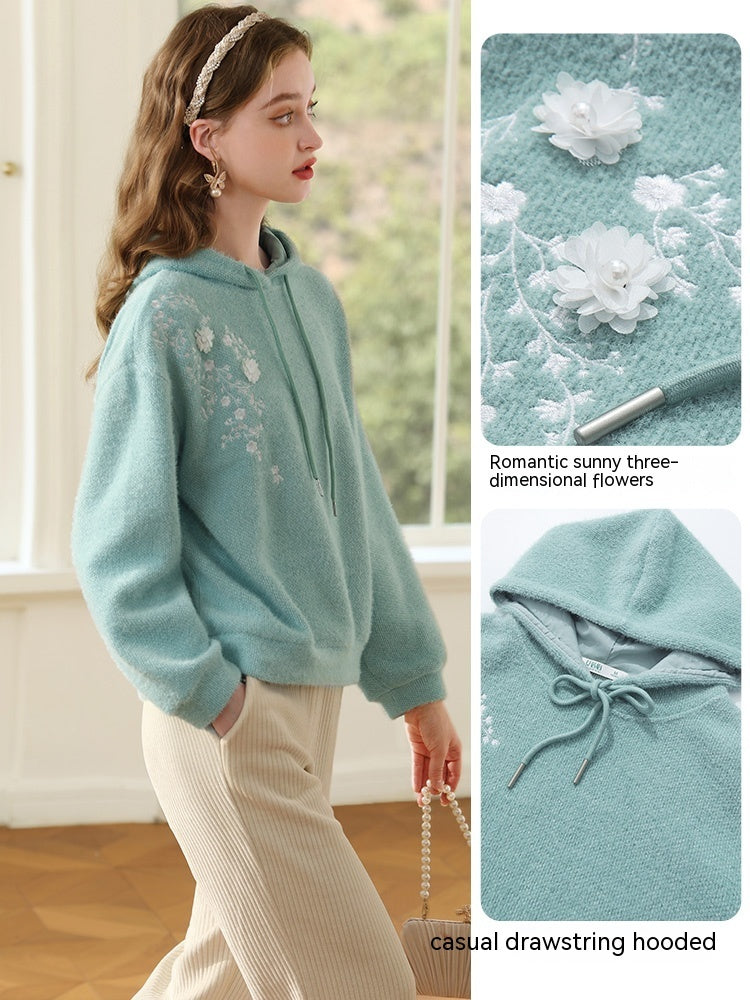 Green Hooded Sherry Embroidered Soft And Sticky Loose Sweater For Women