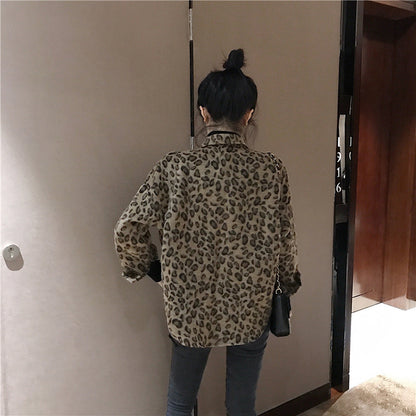 Loose leopard print shirt