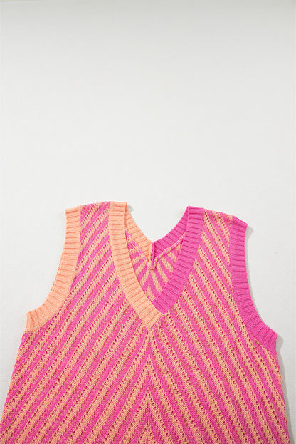 Gilet pull en tricot à chevrons contrasté rose fraise à col en V