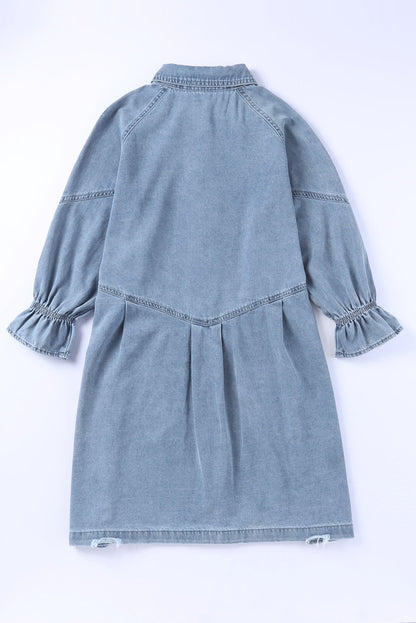 Mini-robe en jean boutonnée à manches longues bleu ciel