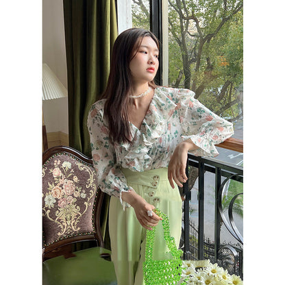 Small Floral Loose V-neck Lace Long-sleeved Short Chiffon Shirt