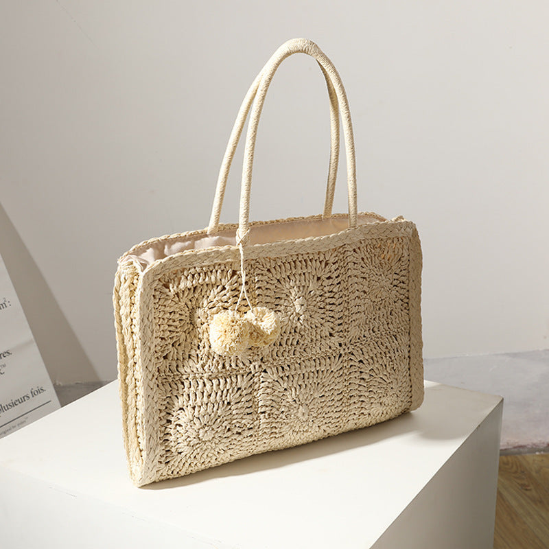 Capacity Wool Ball Hand-woven Bag Casual One-shoulder