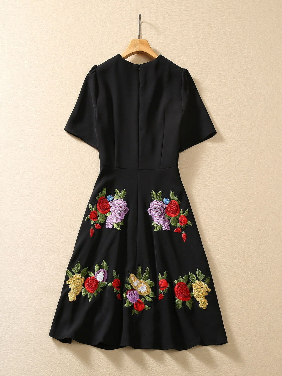 Vestido de flores bordado a la moda para mujer