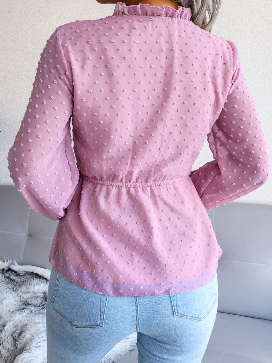 Blouse péplum à taille avec cordon de serrage et bordure à volants et pois suisses