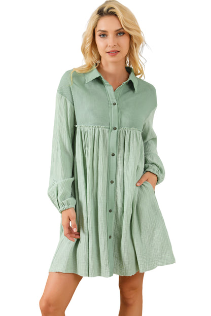 Robe chemise verte patchwork froissée à manches bouffantes