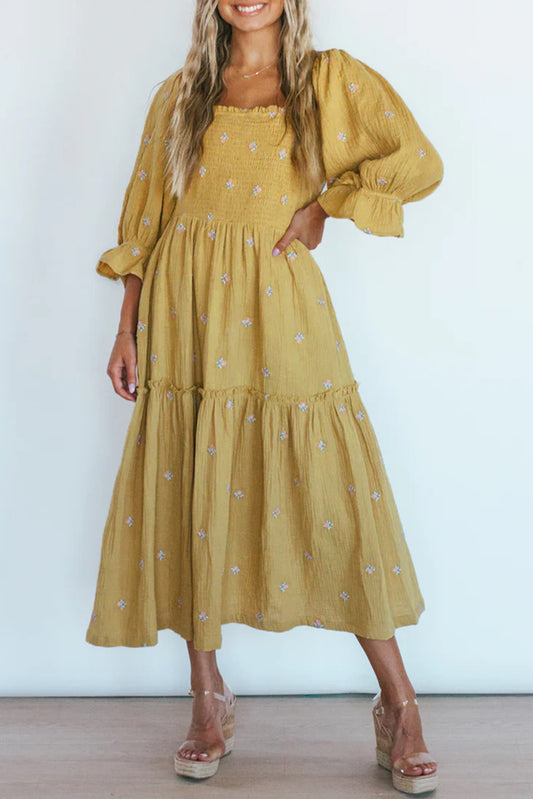 Robe midi texturée smockée à manches bracelet à volants style bohème imprimé jaune