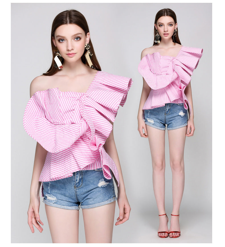 Ruffled sleeveless shirt