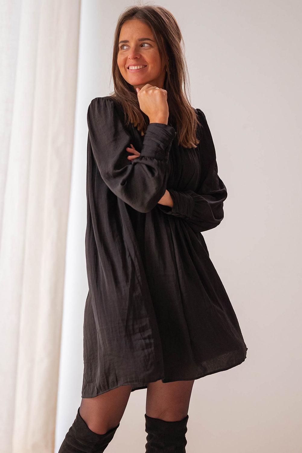 Black Solid Bishop Sleeve Pleated Mini Dress