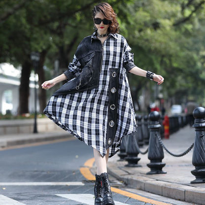 Vestido midi a cuadros en contraste con paneles de mezclilla informal suelto