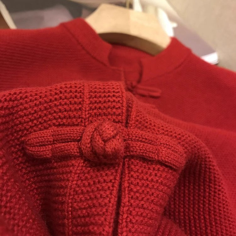 Suéter tipo cárdigan de punto con hebilla de estilo chino nuevo de color rojo chino para mujer