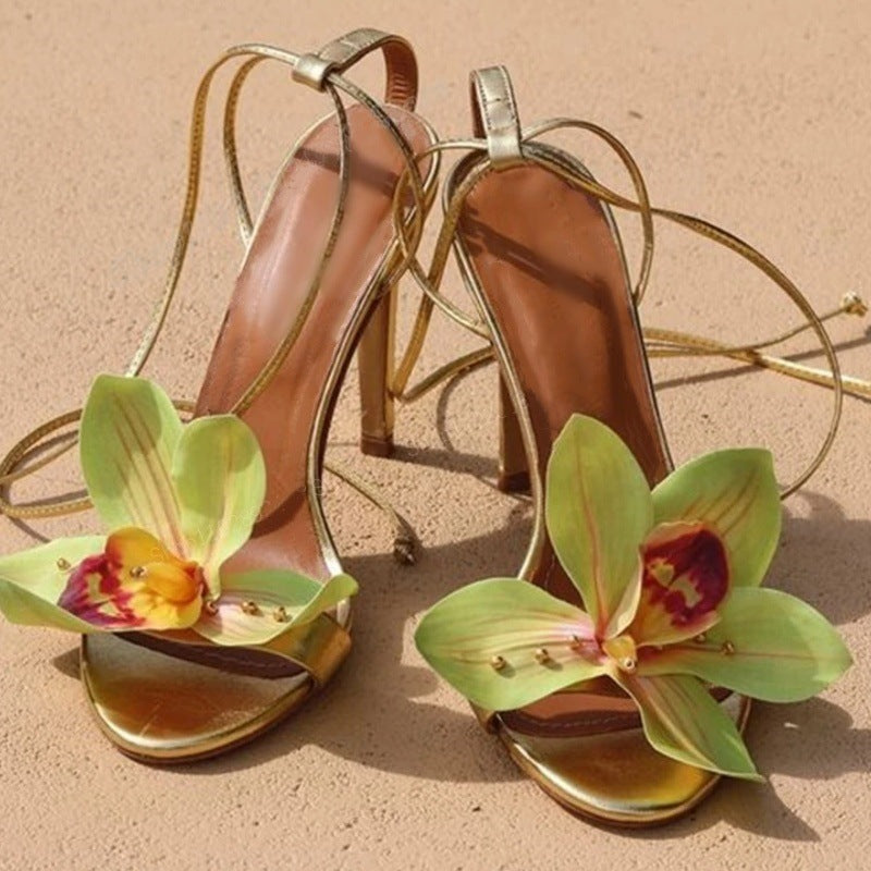 Sandalias de moda tejidas de metal con correa y tacón de aguja para mujer de comercio exterior Modelo de zapatos de estilo tacones altos