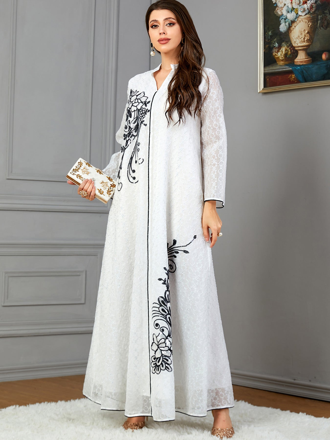 Robe de vêtements pour femmes avec appliques à paillettes