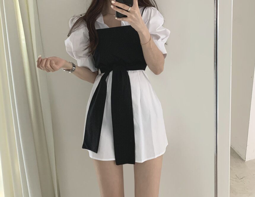 Small Design Feeling Front And Back Chest Strap Plus Medium Length Bubble Sleeve Shirt For Women