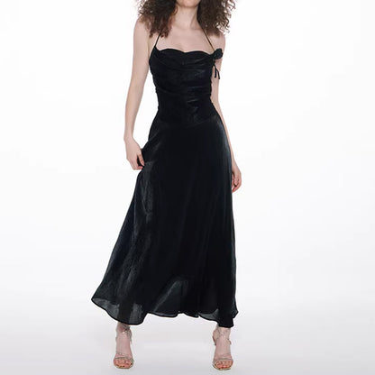 Robe longue à bretelles en satin pour femmes