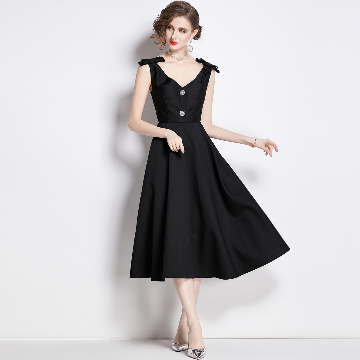 Heavy Industry Three-dimensional Bow Diamond V Neck Tight Waist Large Hem Dress