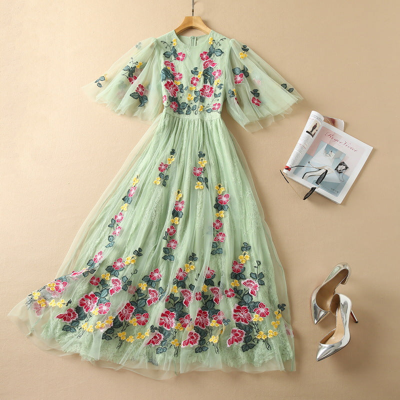 Oversized Swing Positioning Embroidery Flower Lace Dress Green