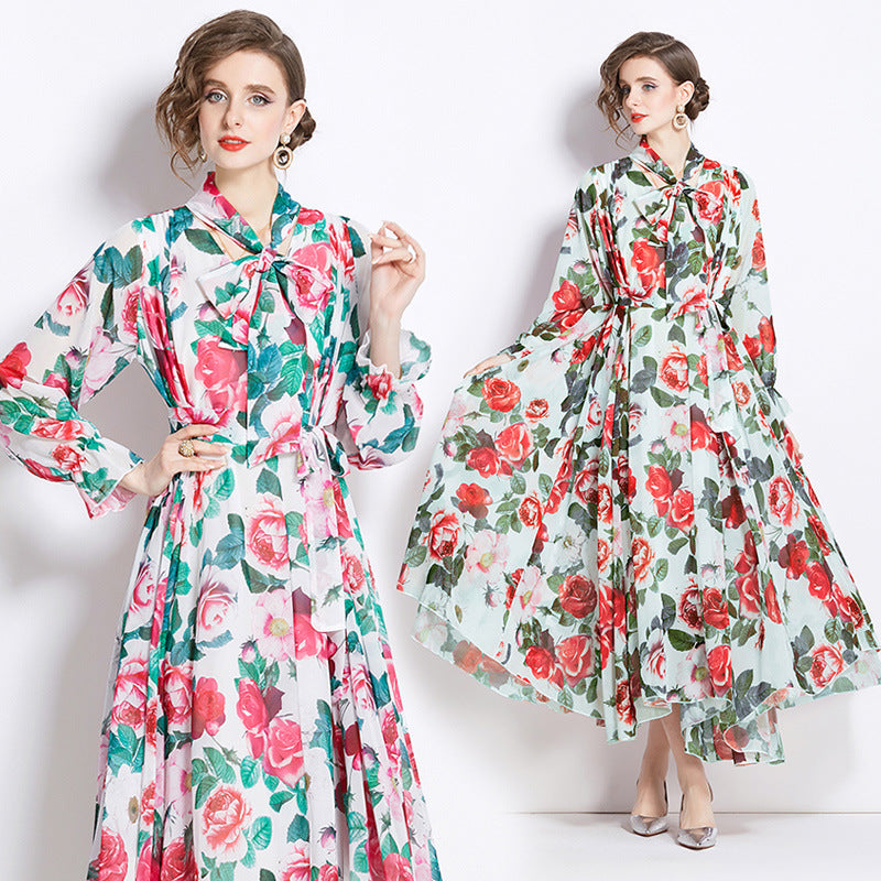 Vestido adelgazante de gasa con estampado de rosas y línea A