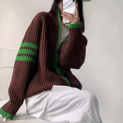 Contrast Color Striped Stitching Zipped Stand Collar Sweater Coat