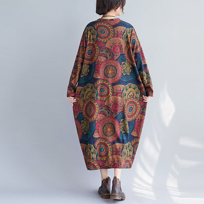 Robe ample surdimensionnée à manches longues avec impression rétro artistique