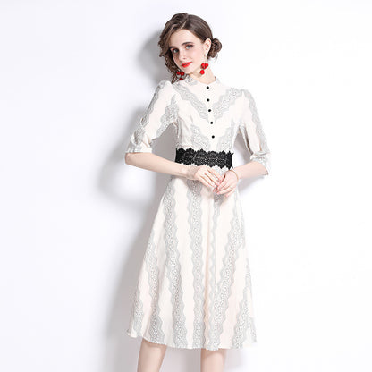 Apricot Lace Embroidery Gentle Slim Fit Graceful And Fashionable 7-point Sleeve Dress