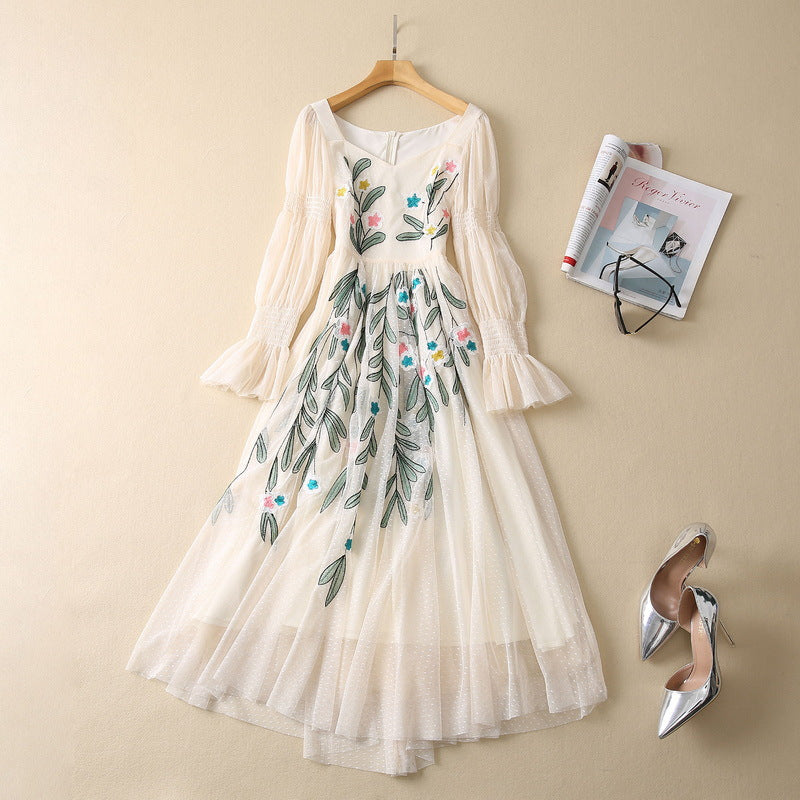 Exquisite Embroidery Floral Long Sleeve Big Hem Dress Women