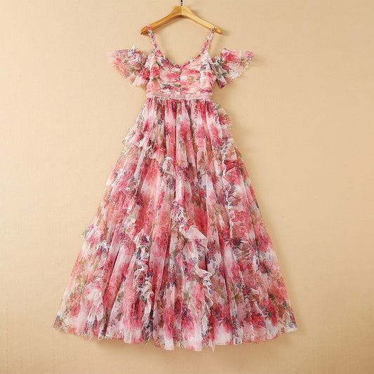 Vestido con tirantes y falda extragrande de cintura alta con estampado floral de malla