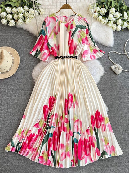 Round Neck Waist Trimming Slimming A- Line Pleated Printed Dress