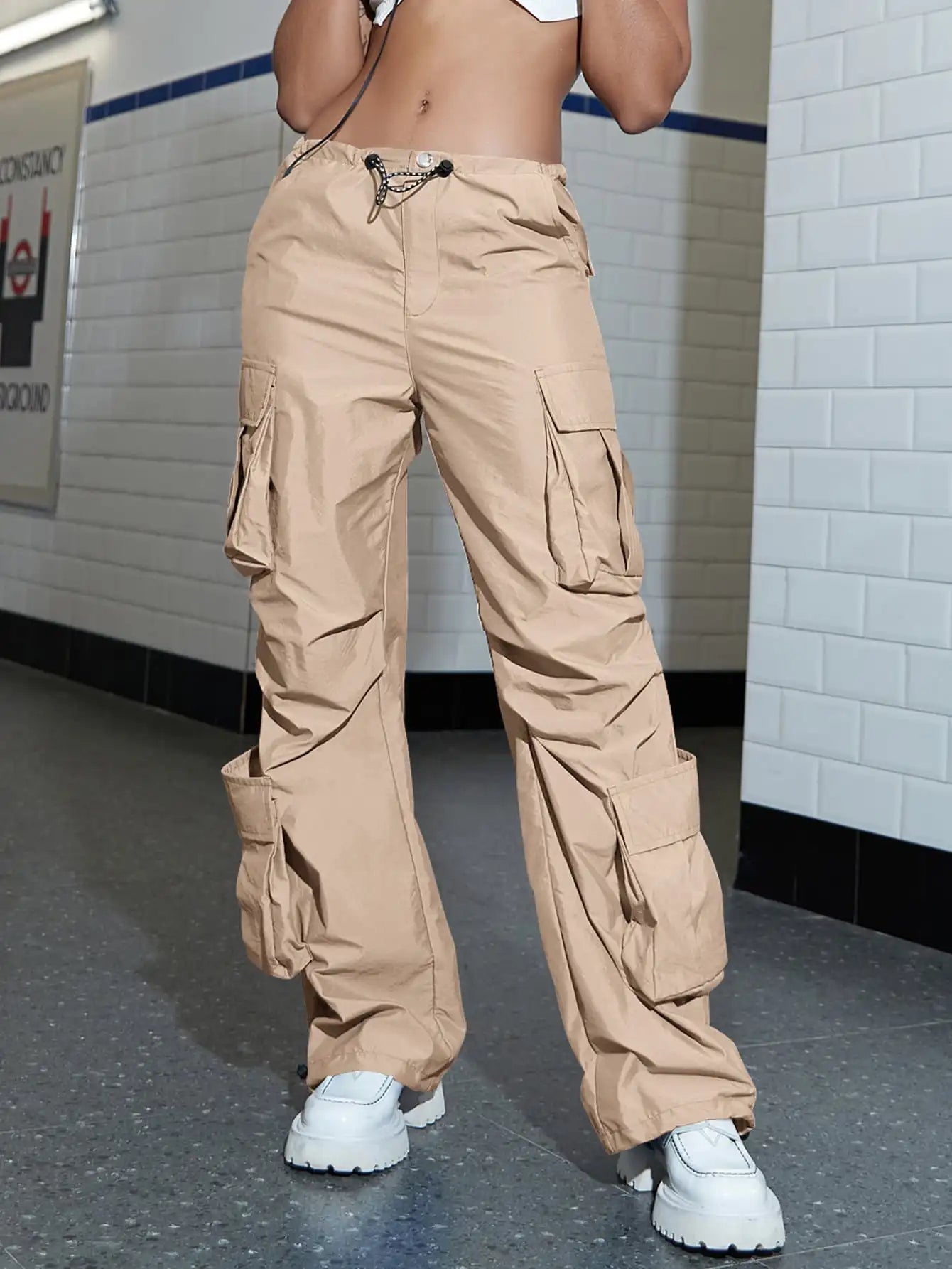 Women Cargo Pants 2023 Fashion Vintage Street Vibe Flap Pocket Drawstring Ruched Parachute Trousers High Waist Streetwear