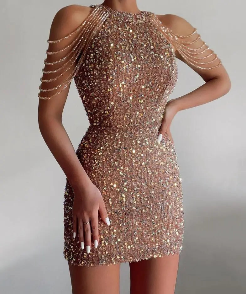 Vestido De Lentejuelas A La Cadera Envuelto Con Cuentas De Cristal Sexy Con Cuello Colgante De Moda