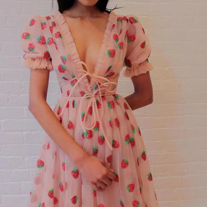 Robe à manches courtes et col en v pour femmes, coupe cintrée en maille fraise, à la mode