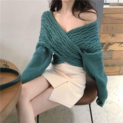 Version coréenne du nouveau Style de la clavicule col en v rétro pull torsadé pour femmes