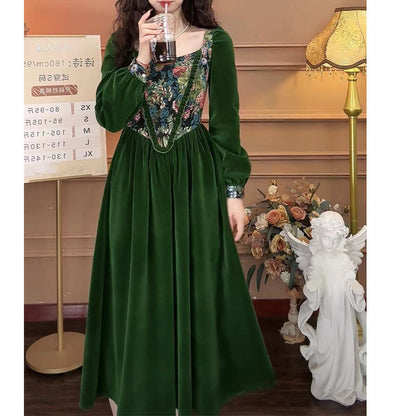 Green Velvet Jacquard Long Sleeve Retro Dress