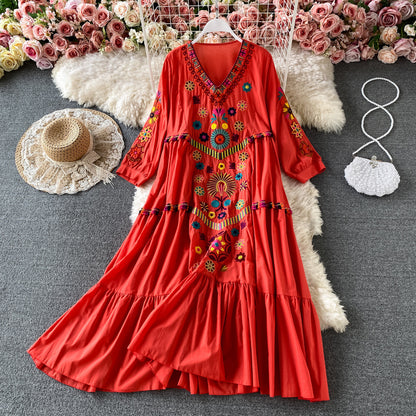 Robe de plage de vacances, ample, grand ourlet, robe brodée à col en V