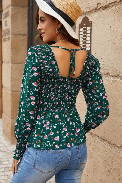 Blusa peplum con cuello cuadrado y fruncido floral