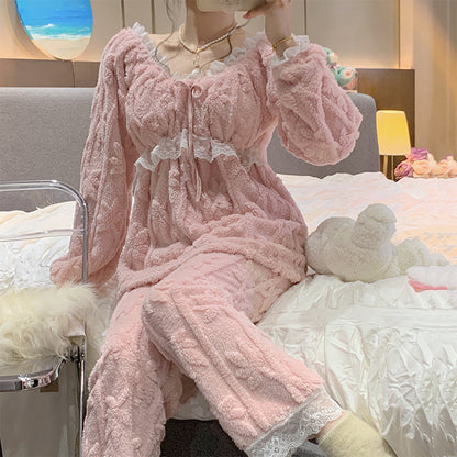 Women's Fashionable Flannel Lace Court Pajamas Suit