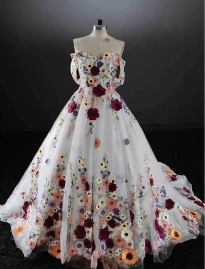 Vestido de banquete de hilo de bienvenida con flores exquisitas