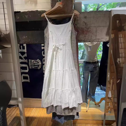 Vestido de tirantes finos de hada con cuello en V, blanco, ajustado, con tres botones y cintura ajustada