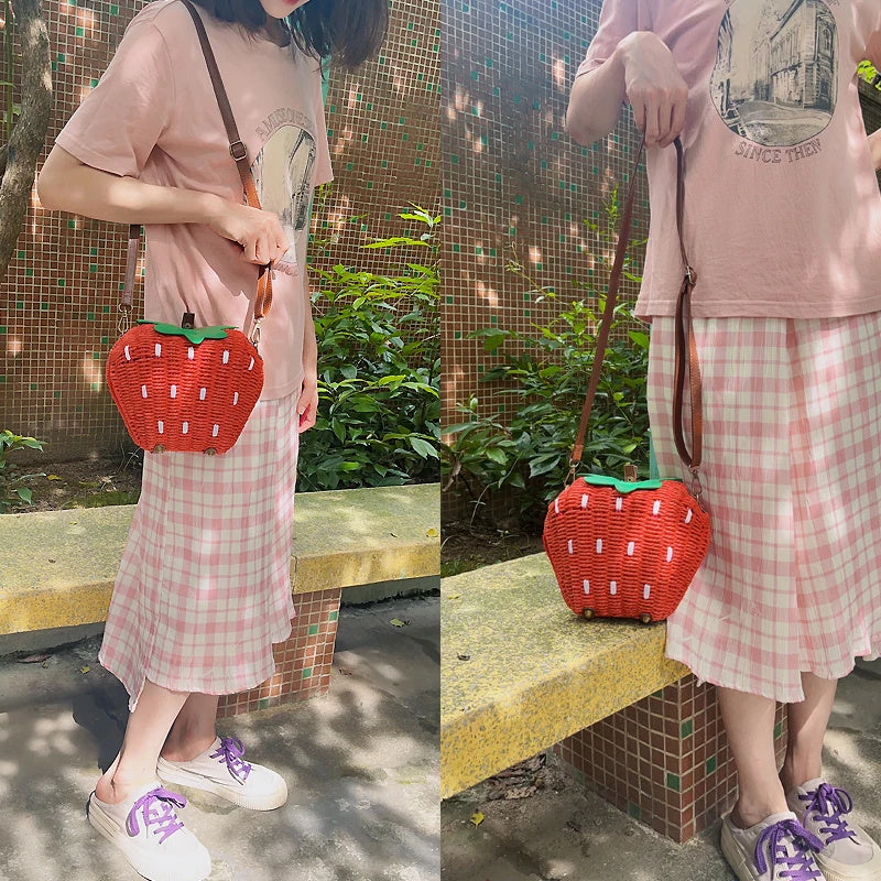 Bolso tejido con fresas para mujer, bonito y a la moda