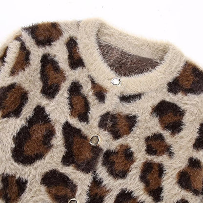 Hong Kong Style Vintage Leopard Print Sweater Coat