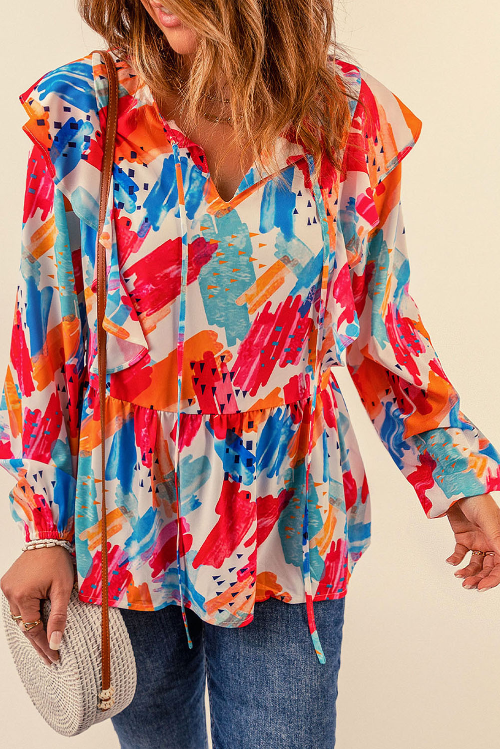 Blusa con cuello anudado y volantes Brush Stroke