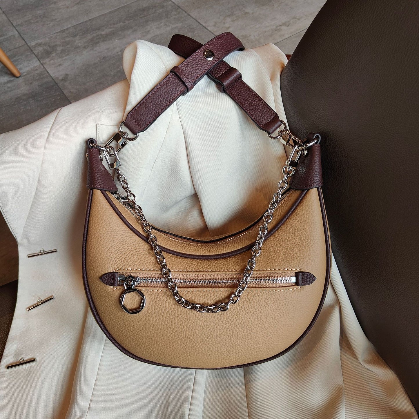 Bolso de hombro con cadena de piel de vaca para mujer de moda