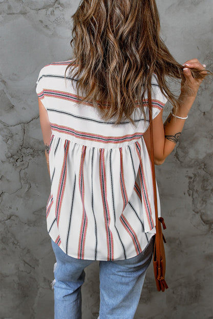 Blusa a rayas con cuello en V y borlas