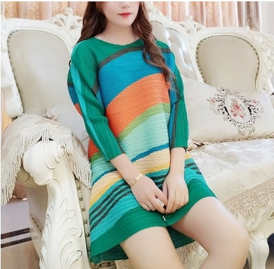 Korean Style Slim Top Plus Size Loose Rainbow Stripe