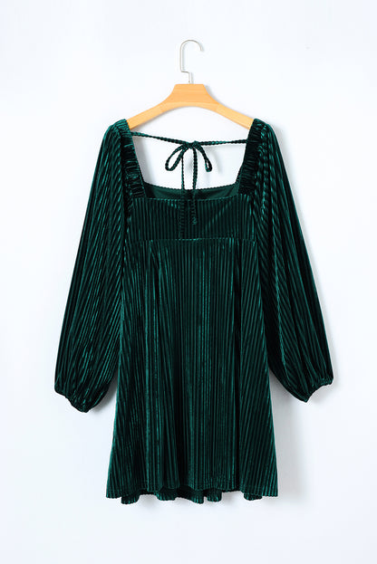 Robe babydoll verte en velours à col carré et nouée au dos