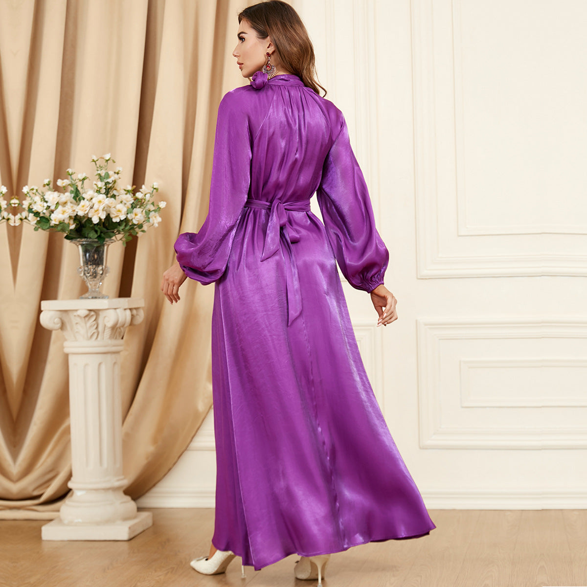 Robe à lacets de couleur unie à manches longues de style européen et américain