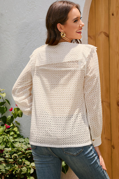 Blusa con ojales y cuello redondo con volantes de Double Take