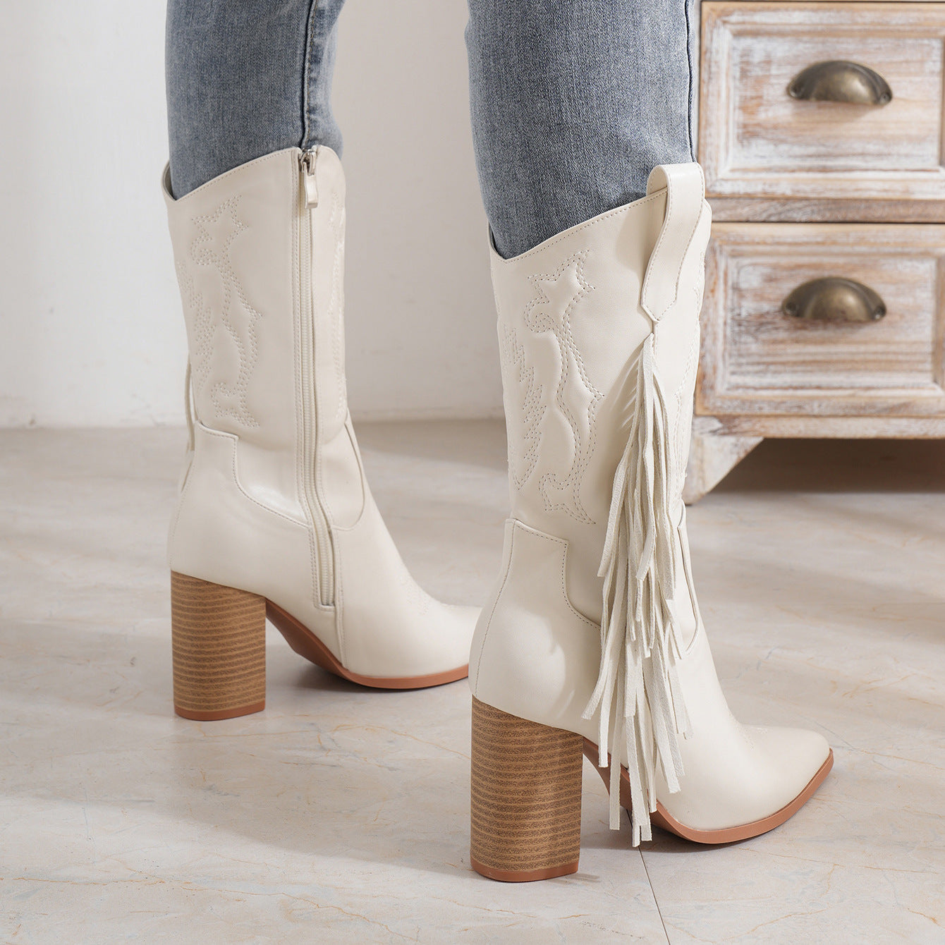 Embroidered Tassel White New Western Cowboy Boot