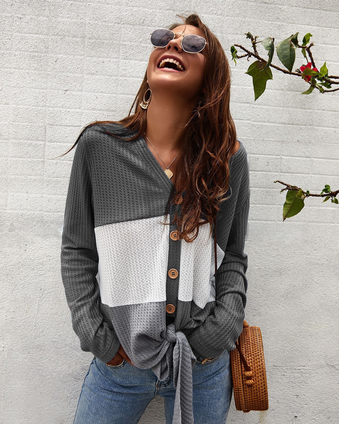 Color Block Waffle Knit V-Neck Top